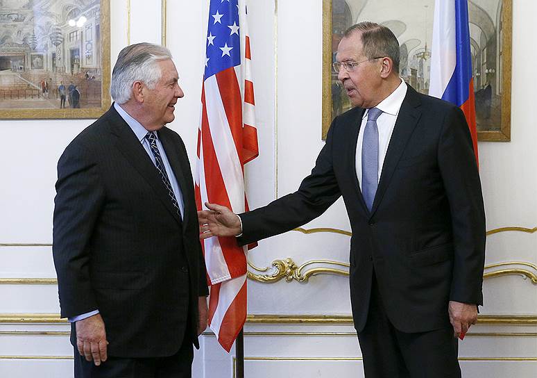 По итогам встречи с Рексом Тиллерсоном Сергей Лавров рассказал, что «США продолжают линию на разрушение отношений с Россией», но она была и остается готовой к диалогу