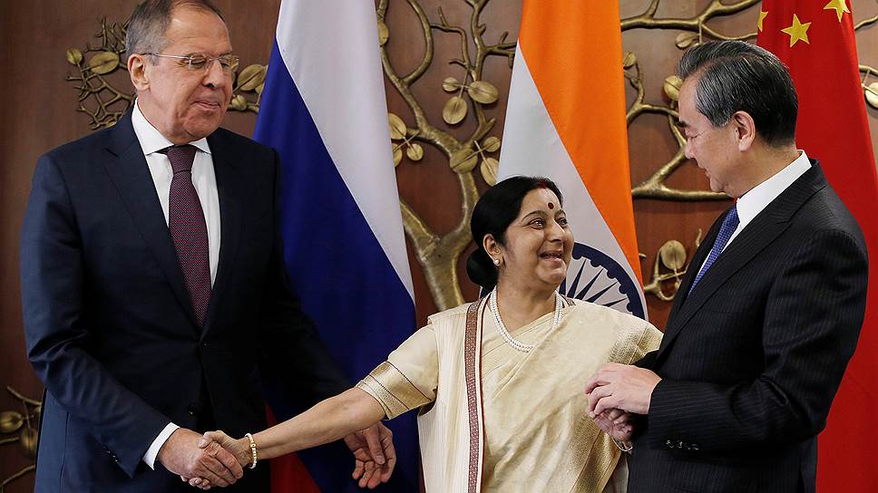 У России, Индии и Китая не складывается тройка