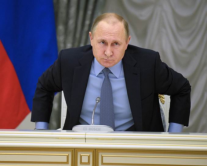 Владимир Путин не был доволен тем, как защищаются интересы граждан. Но при этом защищал интересы и застройщиков