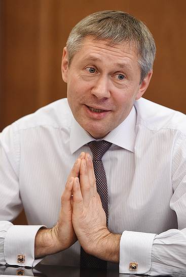 Глава Росгидромета Максим Яковенко во время интервью