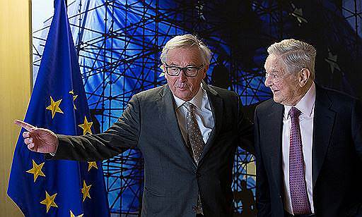 Глава Еврокомиссии Жан-Клод Юнкер (слева) и миллиардер Джордж Сорос теперь вместе противостоят желанию Великобритании покинуть ЕС