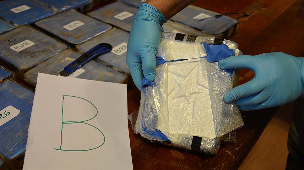 За контрабанду кокаина арестован экс-сотрудник посольства России в Аргентине