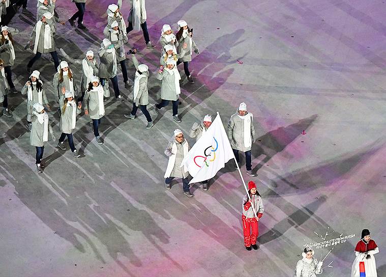 На церемонии открытия следующей Олимпиады, 2020 года в Токио, отечественная делегация пройдет не под олимпийским флагом, а под флагом Российской Федерации