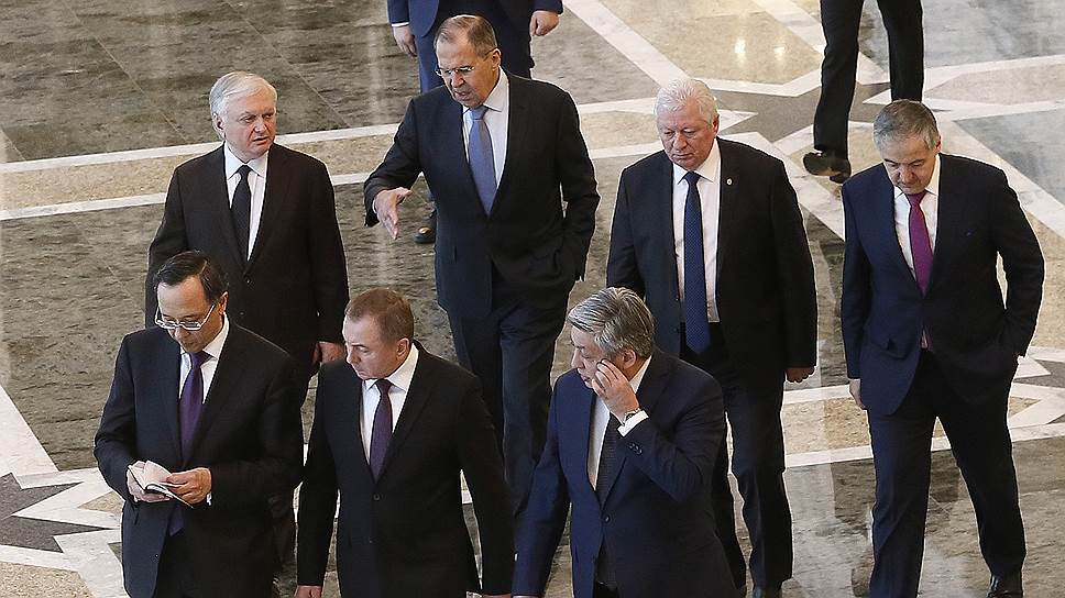 Почему Украина проигнорировала встречу министров стран СНГ