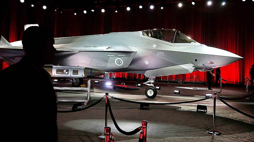 Конгресс США намерен лишить Турцию истребителей F-35, если она получит российские системы ПВО С-400