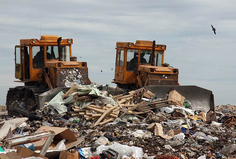 Круг «мусорных» обязанностей Минприроды вскоре существенно расширится, и у экспертов пока нет единого мнения о том, хватит ли у ведомства сил на их выполнение