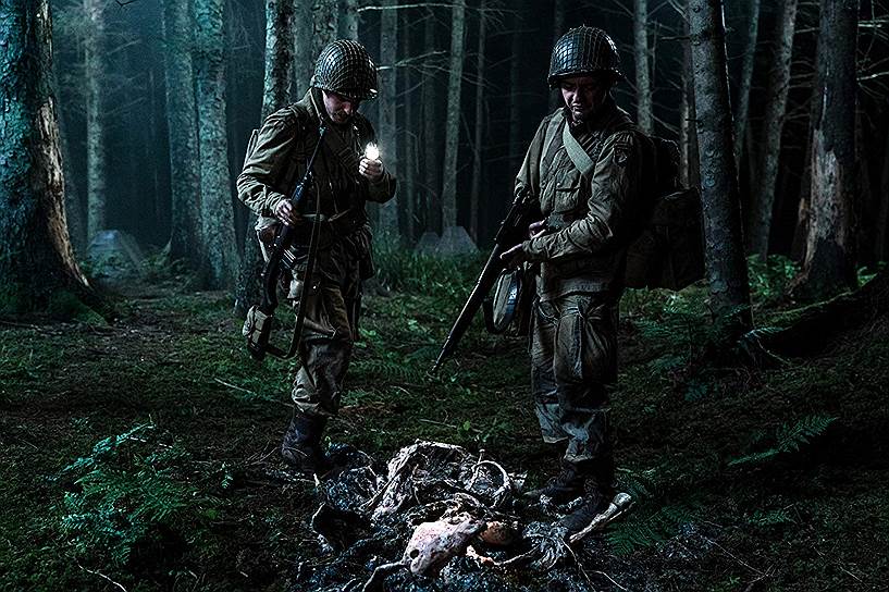 «Оверлорд» поначалу похож на самый настоящий фильм про войну, причем снятый на удивление качественно