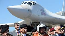 Ту-160 отработали мирные цели