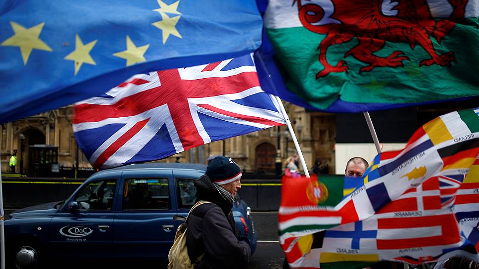 Как британские парламентарии спорят о путях выхода из ЕС