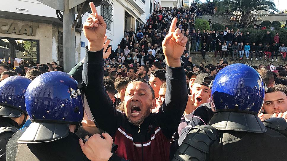 Как проходили протесты в Алжире