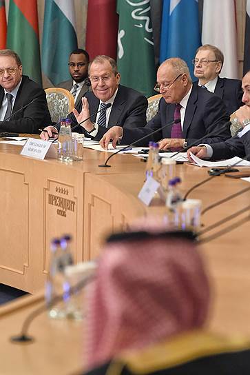 Главе МИД РФ Сергею Лаврову удалось собрать за одним столом рекордное число высокопоставленных дипломатов из стран Лиги арабских государств