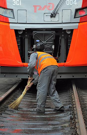 Вместо денег, которые нужны самому ОАО РЖД на инфраструктурные проекты, железнодорожники наскребут для бюджета активов