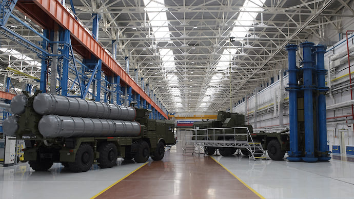 С-400 наводят на семью