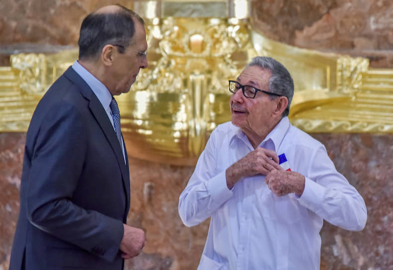 В Гаване Сергей Лавров встретился и с Раулем Кастро, ушедшим с поста председателя Госсовета еще весной прошлого года