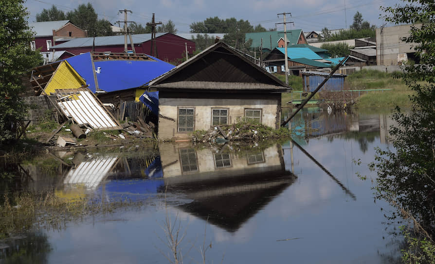 Последствия наводнения в Иркутской области