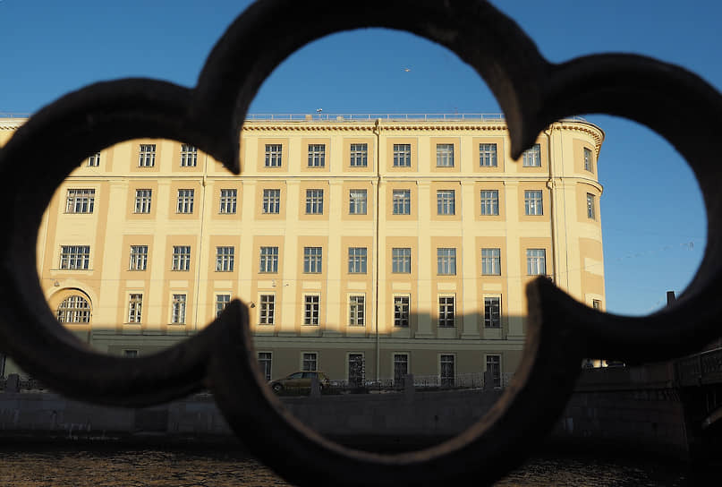При реставрации здания Интендантских складов, по данным ФСБ, были похищены десятки миллионов рублей