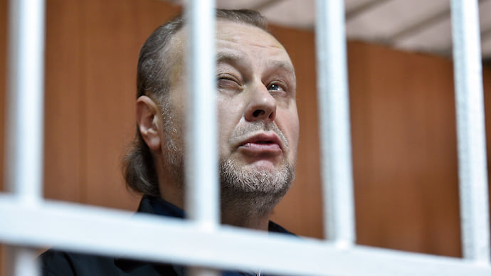 Тюремной обуви хватило на семь лет