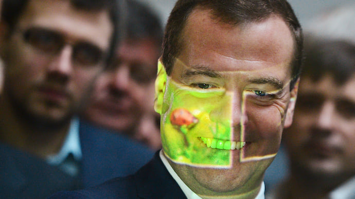 Чиновникам создают виртуальное гетто