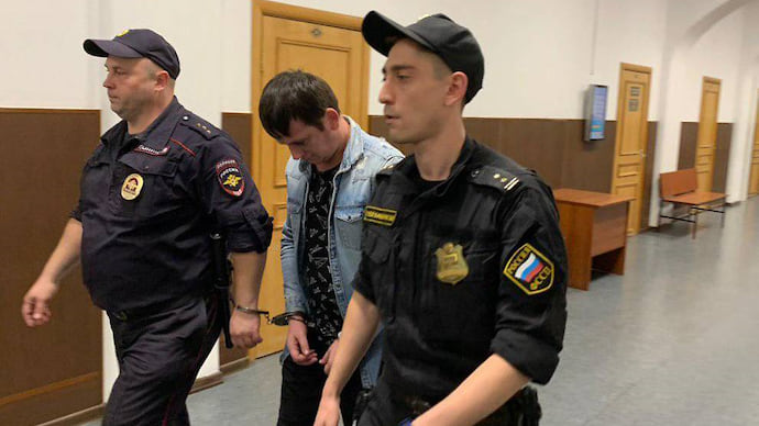 Участников массовых беспорядков стало на одного меньше