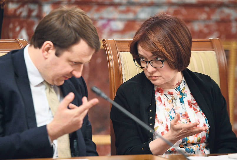 В споре главы ЦБ Эльвиры Набиуллиной и министра экономики Максима Орешкина об инфляции обнаружилось элегантное решение части бюджетных проблем