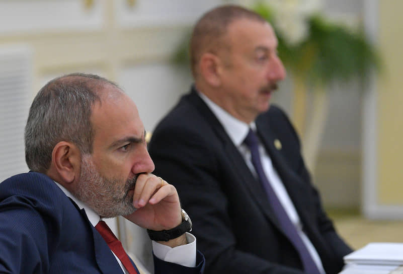 Лидеры Армении и Азербайджана много лет терпели друг друга на всех саммитах. И вот терпение лопнуло