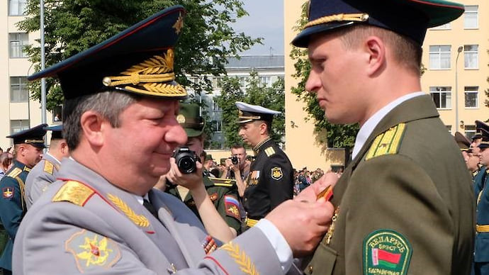 У генерала повысилось давление от полковников