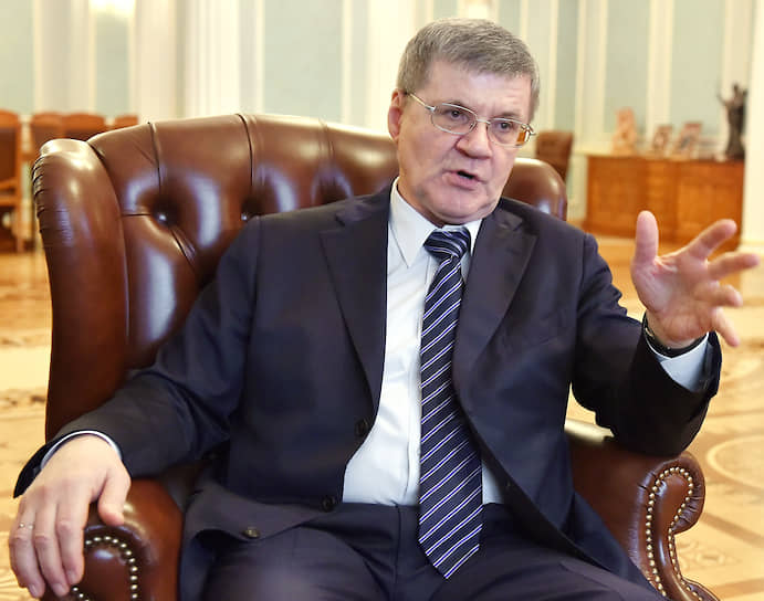 Генеральный прокурор России Юрий Чайка во время интервью 2015 года