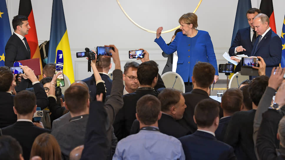После пресс-конференции Владимир Зеленский вдруг оказался если не в изоляции, то в одиночестве, и даже Ангела Меркель сделала ему ручкой
