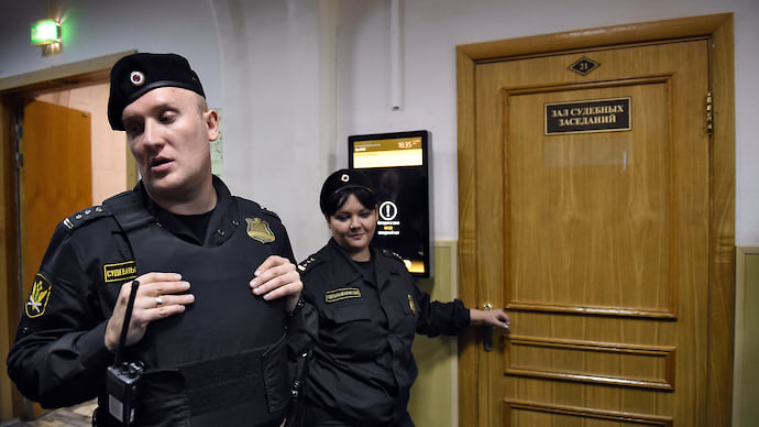 Приборы показали на метрологов