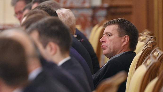 Советские министерства попали под гильотину