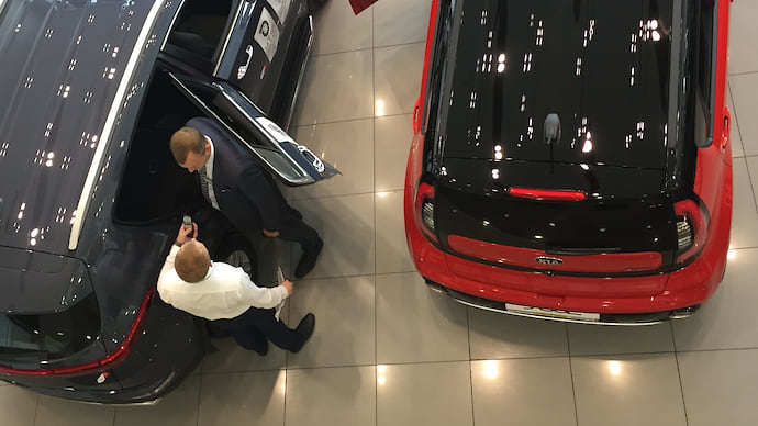 Авторынок тронулся с повышением