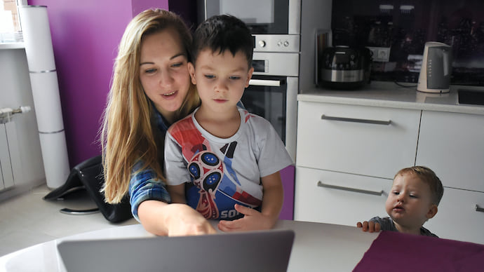 У YouTube не детское лицо