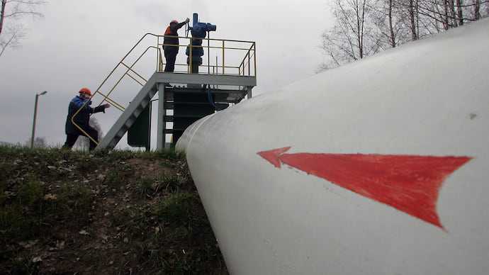 Белоруссия получила скидку на российскую нефть