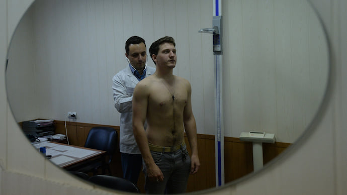 Призывников хотят изолировать друг от друга