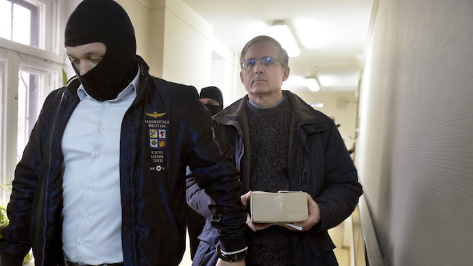 Гостайна и вирус отступили перед дипломатами