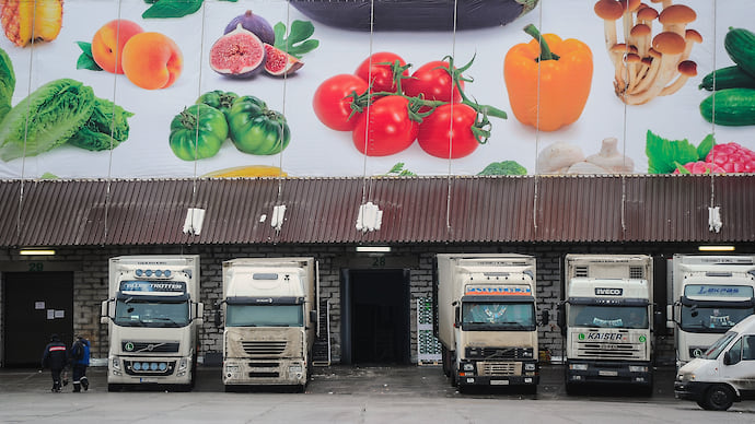 Продуктам расчищают дорогу