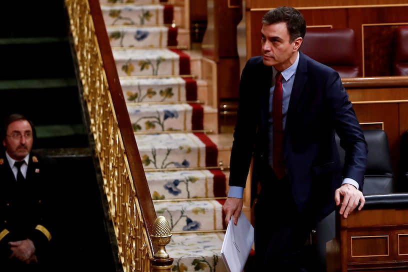 Испанский премьер-министр Педро Санчес предложил всем политическим силам страны объединиться в борьбе с общим врагом — коронавирусом — и подготовить программу выхода из кризиса