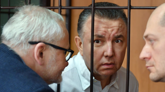 Полковник ФСБ получал в обед €100 тысяч