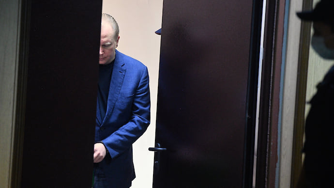 Экс-глава РАО взял колонию на себя