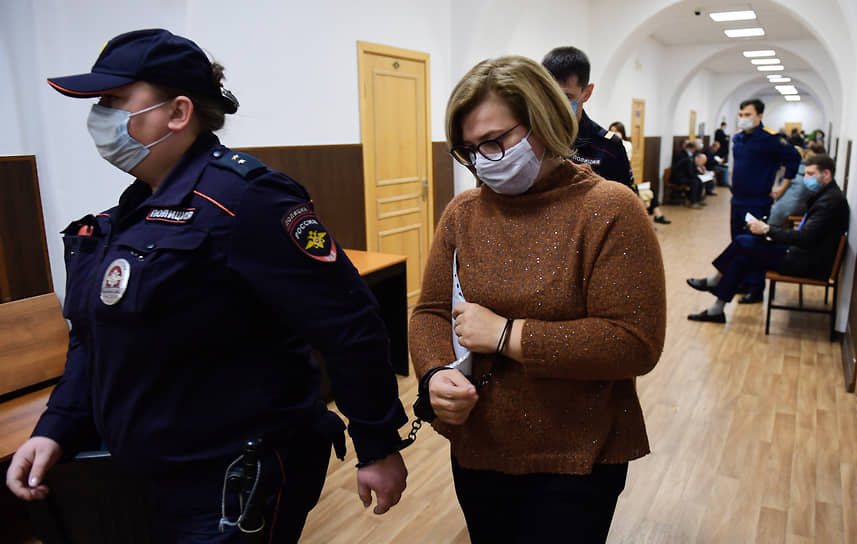 Екатерину Багрянову, как и других фигурантов дела, после суда отправили домой