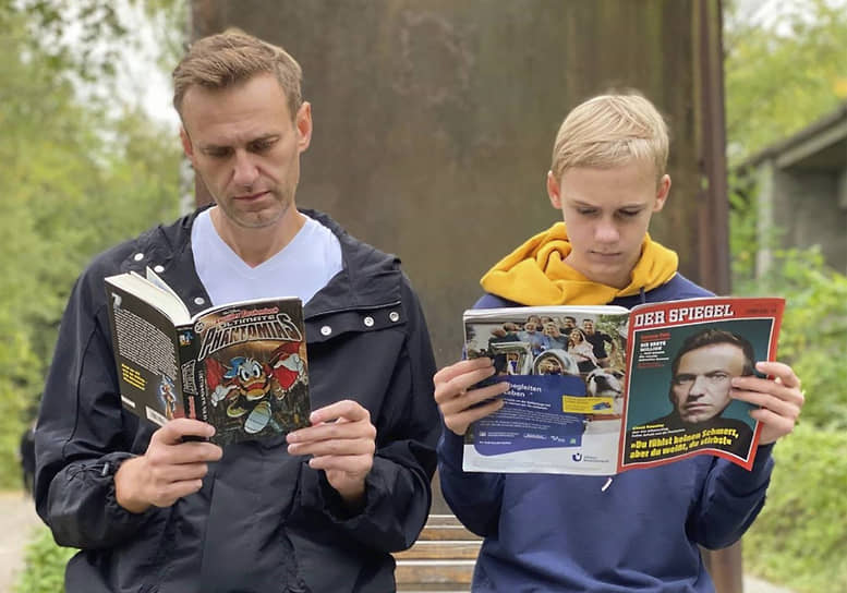 Алексей Навальный и его семья рассчитывают вскоре отложить германскую прессу и вернуться в Россию