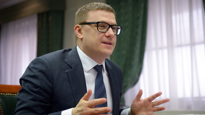 «Надо просто оторвать одно место от стула»