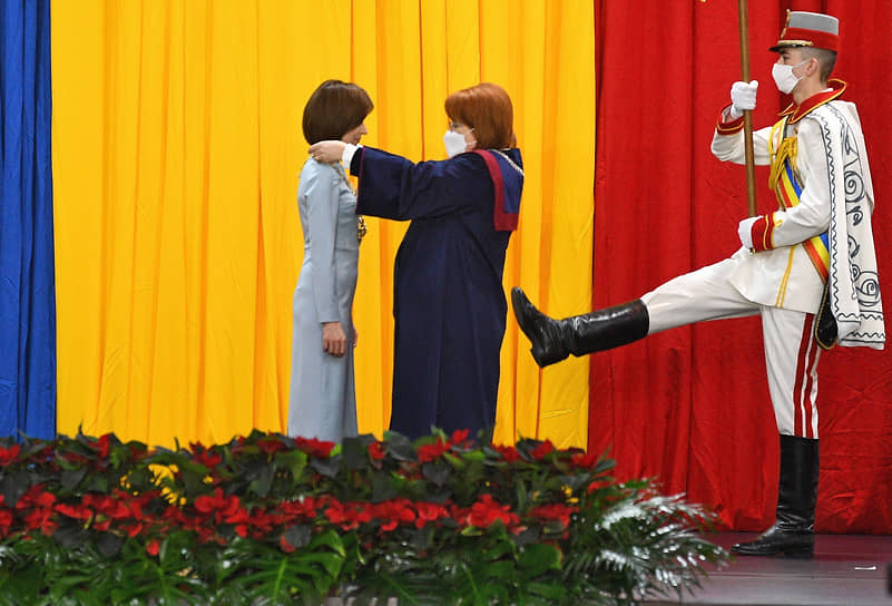 Церемония инаугурация президента Молдавии Майи Санду во Дворце Республики