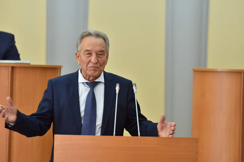 Председатель парламента Хакасии Владимир Штыгашев