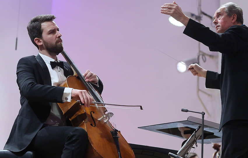 Виолончельный концерт с соло Александра Рамма (слева) напомнил о Мясковском-лирике