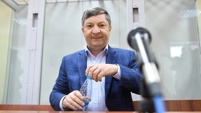 За недвижимость генерала ВТБ поспорит со следствием