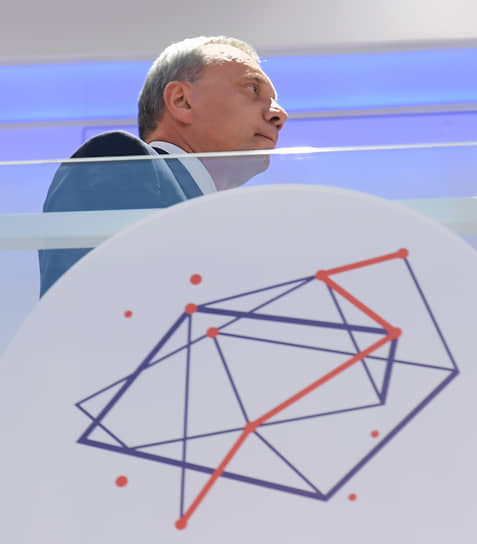 На совещаниях у промышленного вице-премьера Юрия Борисова продолжается работа над схемами подтверждения эффективности введенных протекционистских мер