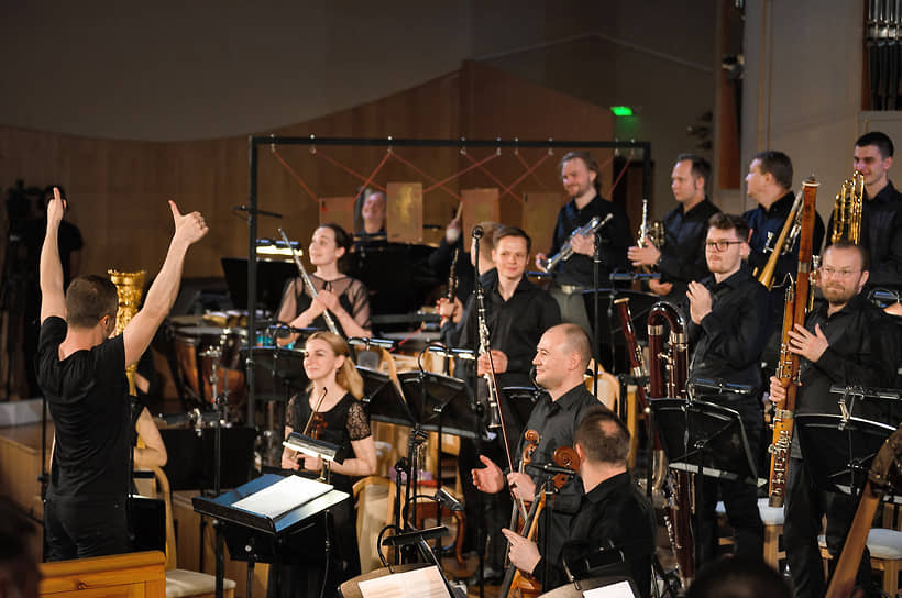 Камерный оркестр Пермской оперы под управлением Артема Абашева нашел для бетховенского 250-летия эффектный жест