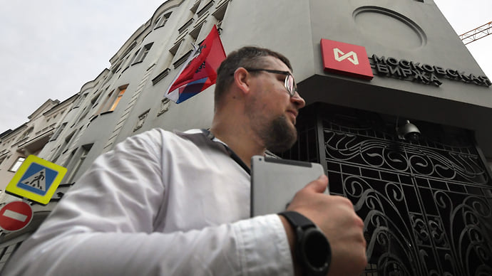 Брокеры попали в «низкий сезон»