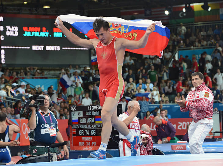 Еще год назад двукратный олимпийский чемпион по греко-римской борьбе Роман Власов был безусловным первым номером в своем весе, однако за год растерял форму и не попал в состав олимпийской сборной России